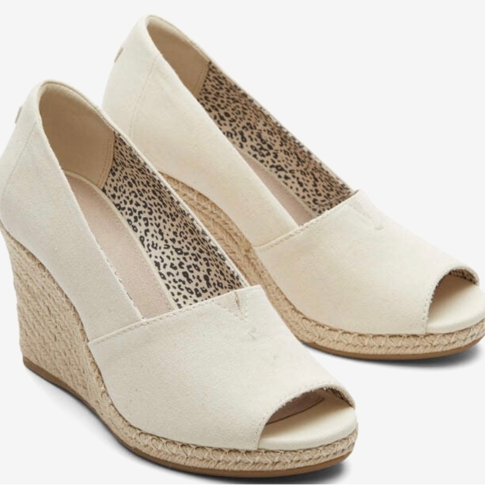 Toms Michelle wedge sandal. Women’s size 8.5. New in box with tags!